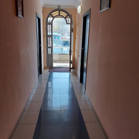 Rp Hotel- Hostel เยเรวาน ภายนอก รูปภาพ