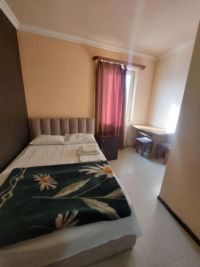 Rp Hotel- Hostel เยเรวาน ภายนอก รูปภาพ