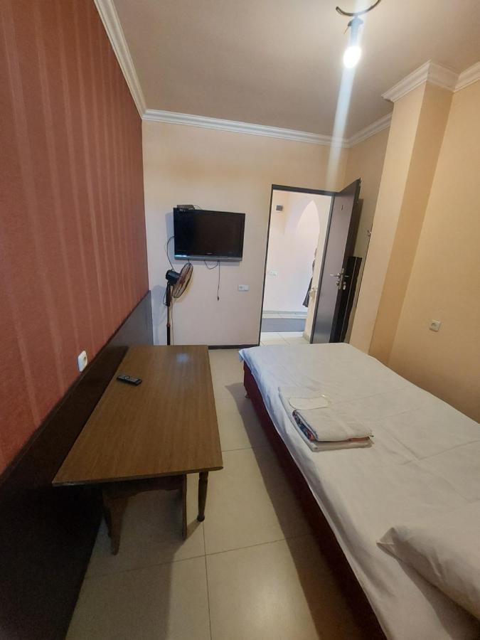 Rp Hotel- Hostel เยเรวาน ภายนอก รูปภาพ