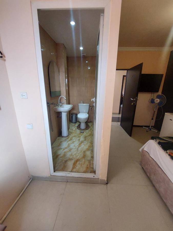 Rp Hotel- Hostel เยเรวาน ภายนอก รูปภาพ