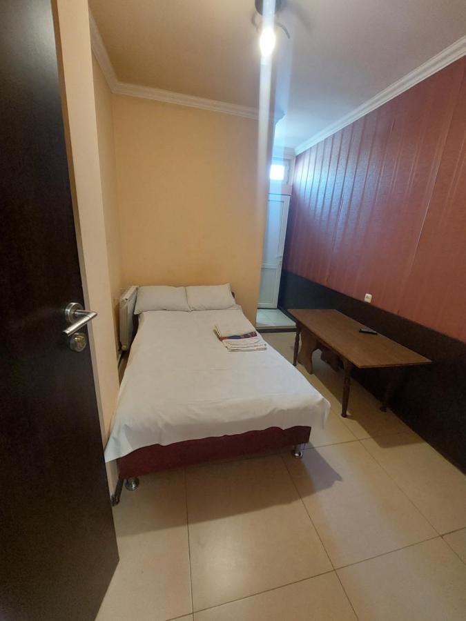 Rp Hotel- Hostel เยเรวาน ภายนอก รูปภาพ