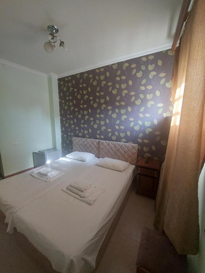 Rp Hotel- Hostel เยเรวาน ภายนอก รูปภาพ