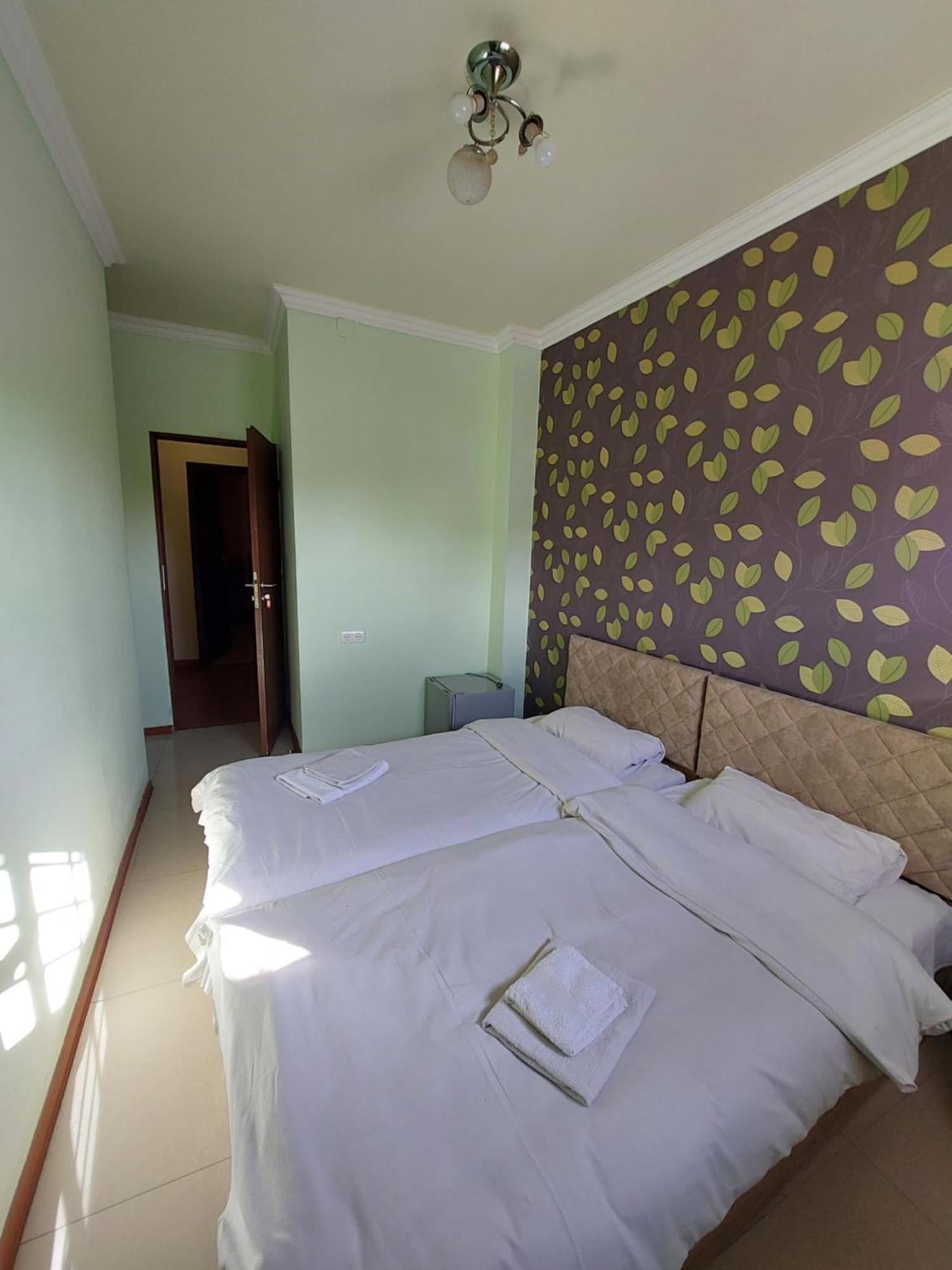 Rp Hotel- Hostel เยเรวาน ภายนอก รูปภาพ